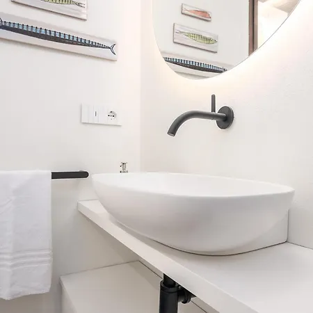 ヴィラ Toschi Tertenìa